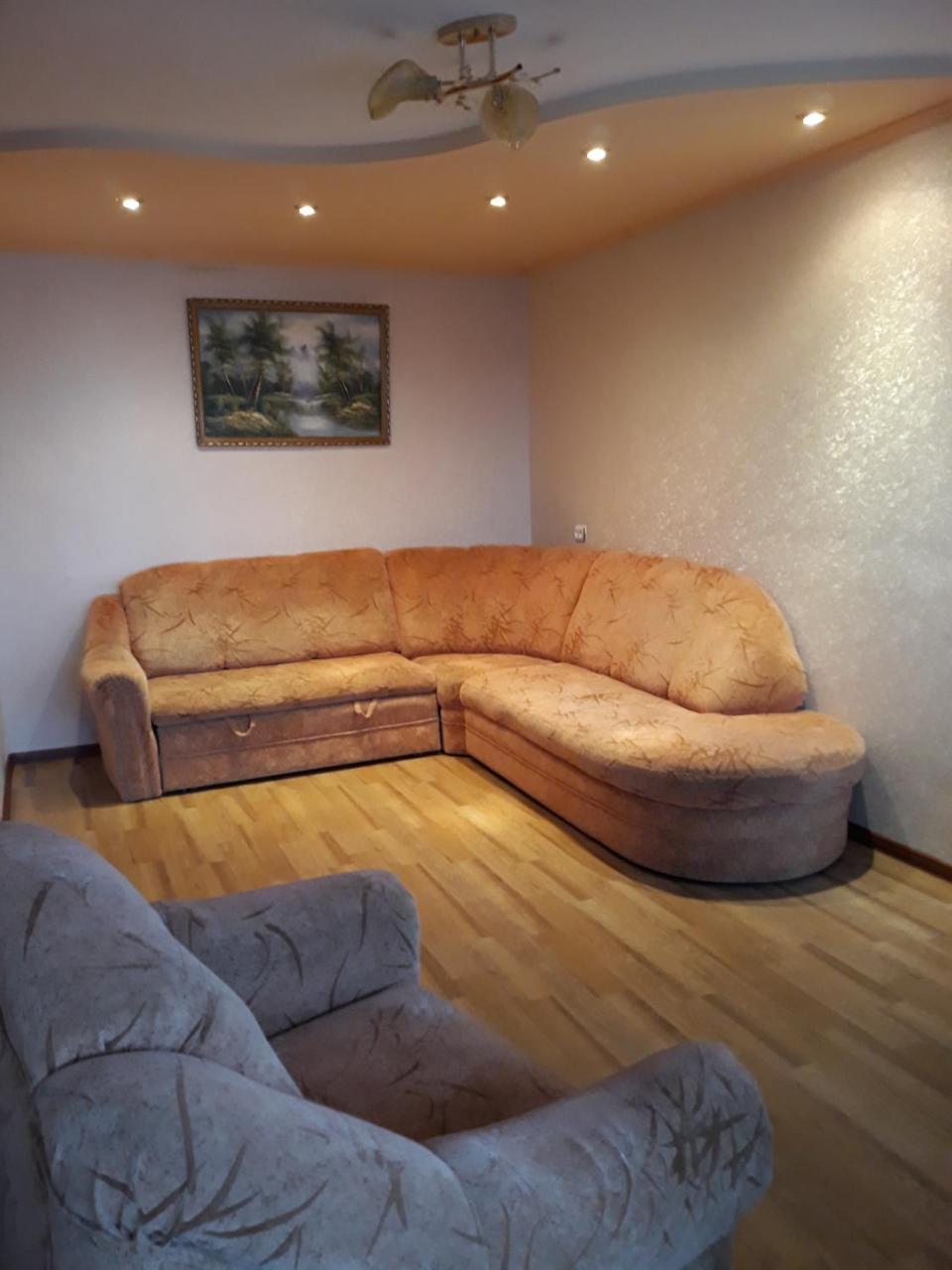 Apartment - Gorkogo Street Гродно Екстериор снимка